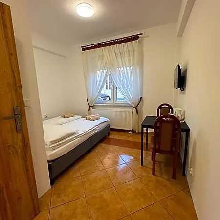Ξενοδοχείο με διαμερίσματα Lawa Βρότσλαβ